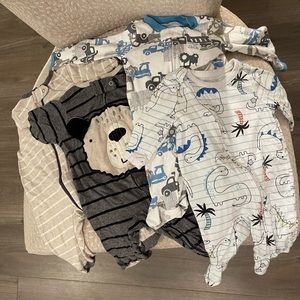 Bundle of 4 NB Zipper Footie One Piece